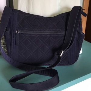 Vera Bradley navy On the Go crossbody shoulder bag